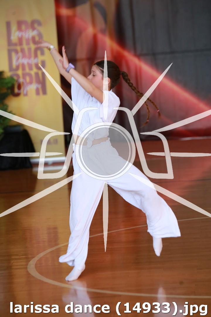 larissa dance (14933).jpg