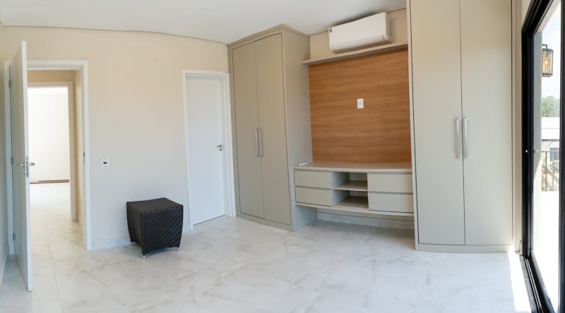 Foto 4 de Casa à venda no Condomínio Riviera de Santa Cristina XIII