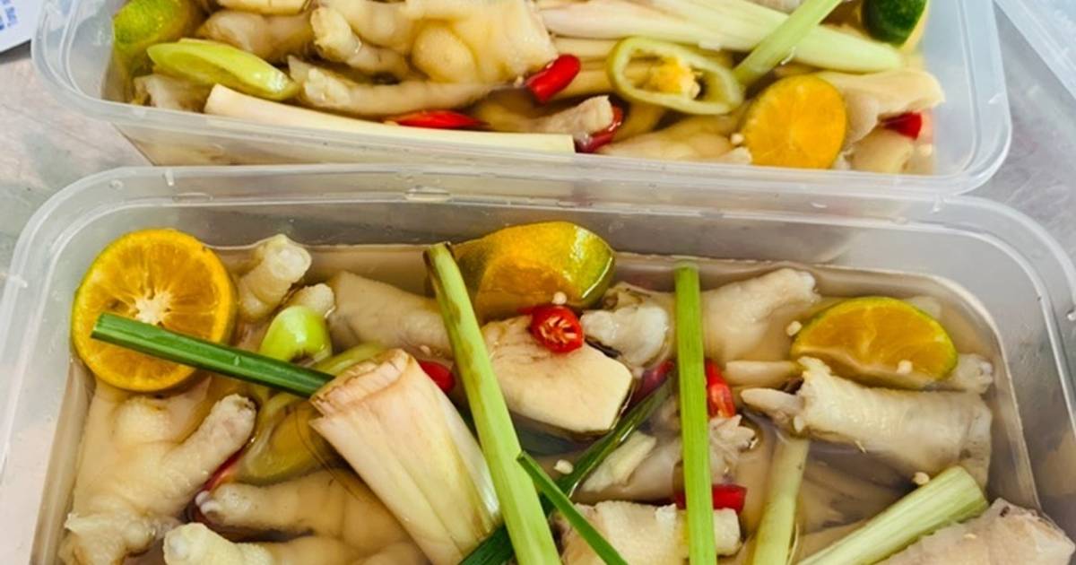 Chân gà ngâm sả tắc