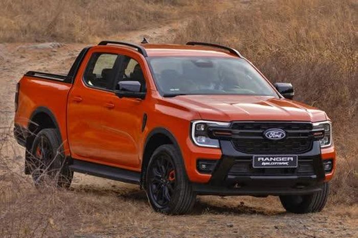 Doanh số xe bán tải tháng 4/2026 giảm mạnh, Ford Ranger vẫn thống trị - Tạp chí Doanh Nghiệp Việt Nam