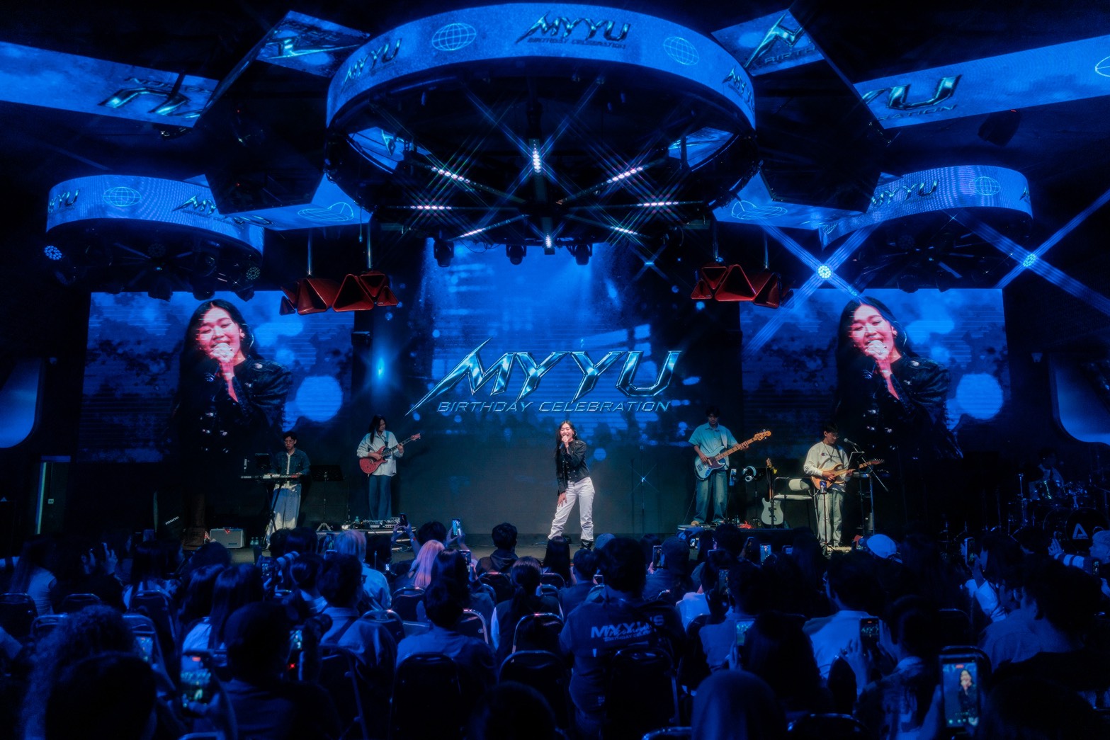 ฉลองวันเกิด 27 ปี “มายยู-กวิสรา” ปล่อย Moment เพียบ! ในแฟนมีตมินิคอนเสิร์ต MYYU’s Birthday Celebration ภาพที่ 9