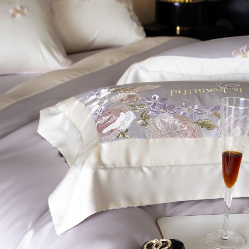 Luxurious 4-piece Bedding Set made of Australian Cotton
