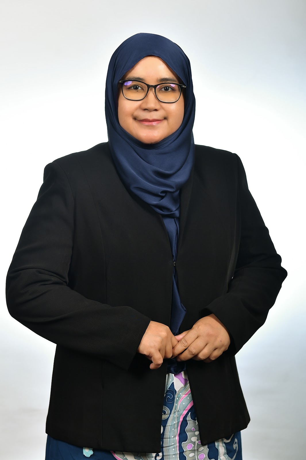 Siti Raikhan Aina Bogal