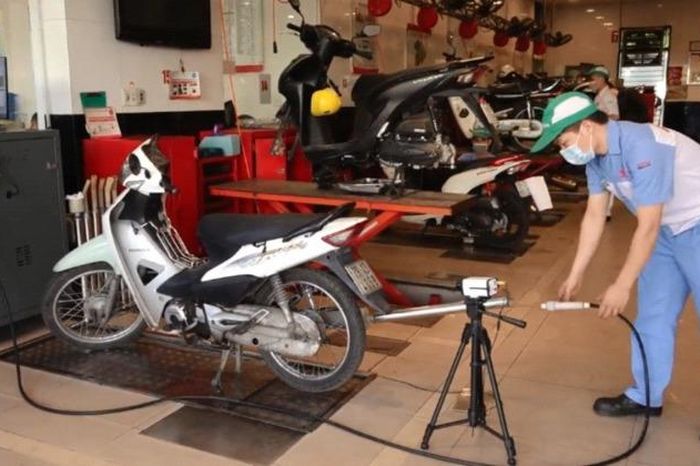 Kiểm định khí thải xe máy: Bài toán chọn đúng đối tượng - Đài Phát thanh và truyền hình Hà Nội