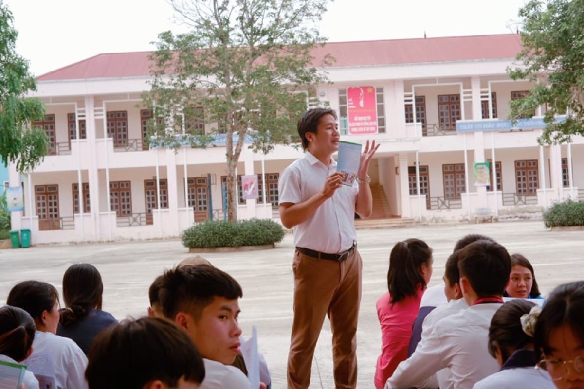 Công tác tư vấn hướng nghiệp, tư vấn tuyển sinh cho học sinh một số trường THPT trên địa bàn tỉnh Sơn La của Trường Đại học Tây Bắc