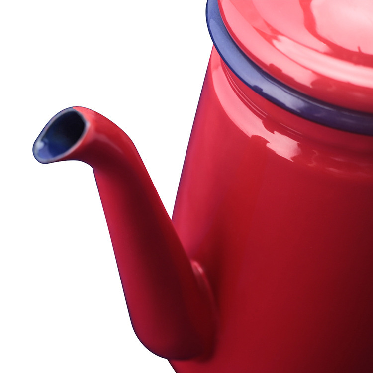 Enamel kettle, 1.1 L, for all types of cooktops