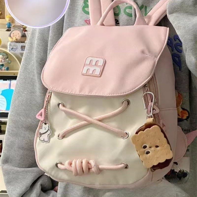 Lightweight backpack for school and everyday use, expandable