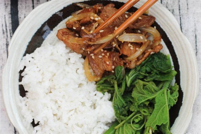 Thịt Ba Chỉ Xào Mè