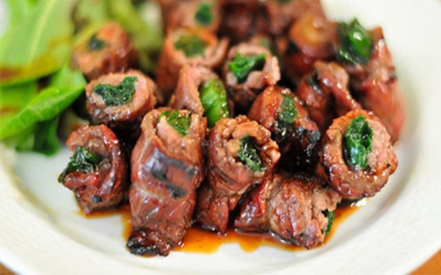 Bò Nướng Cuộn Hành