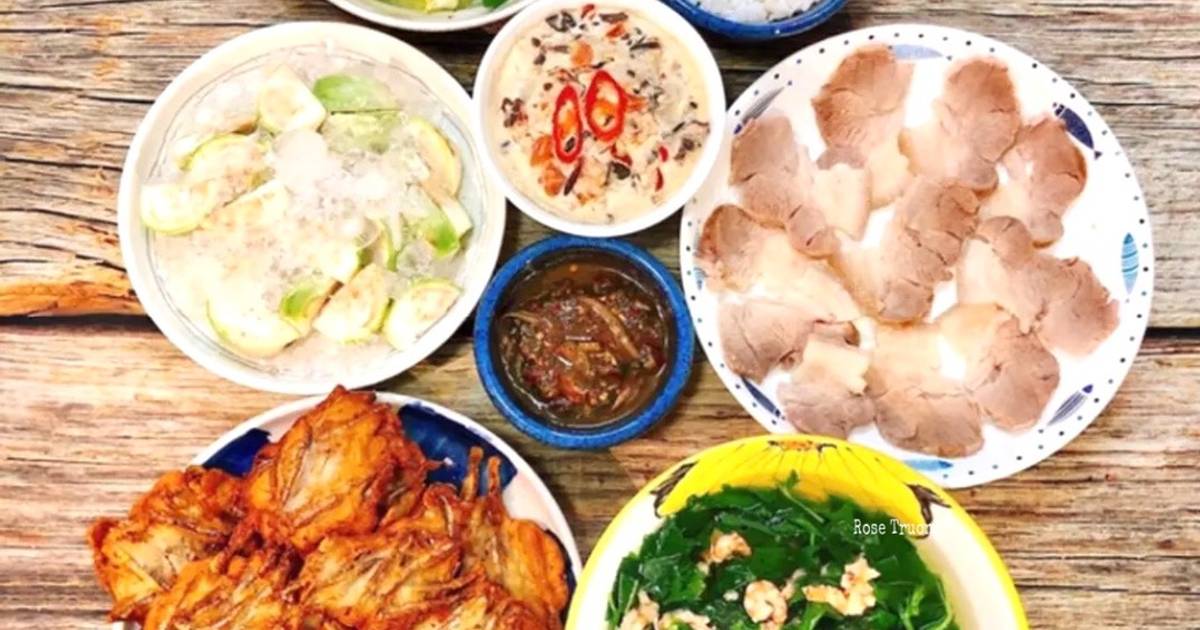 Mâm Cơm Nhà Thứ Ba