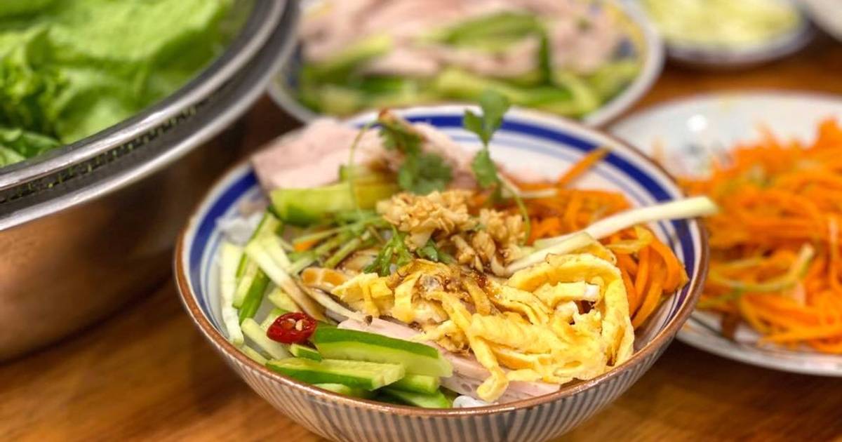 Bún trộn ngũ sắc