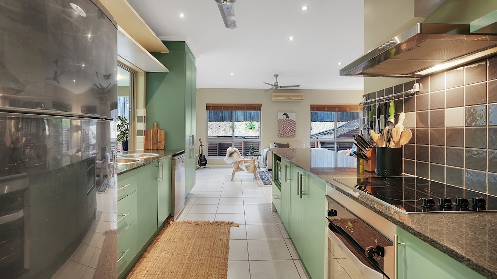 43 William Hickey Street, Redlynch - Thumbnail 4
