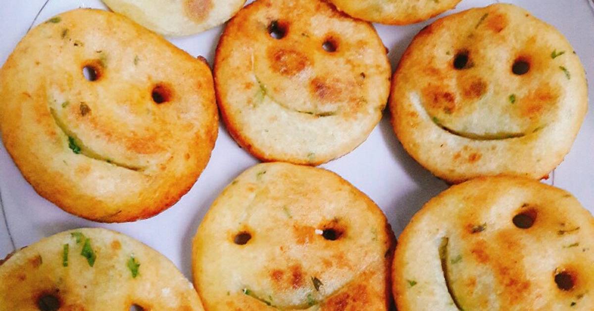 Bánh khoai tây mặt cười