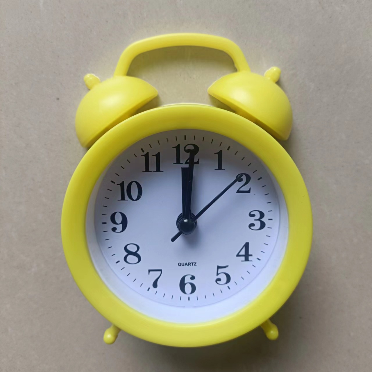 Wecker mit Zeiger und Digitalanzeige, 4 cm Dicke