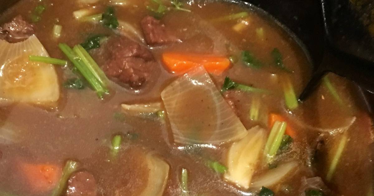 Bò hầm rượu vang