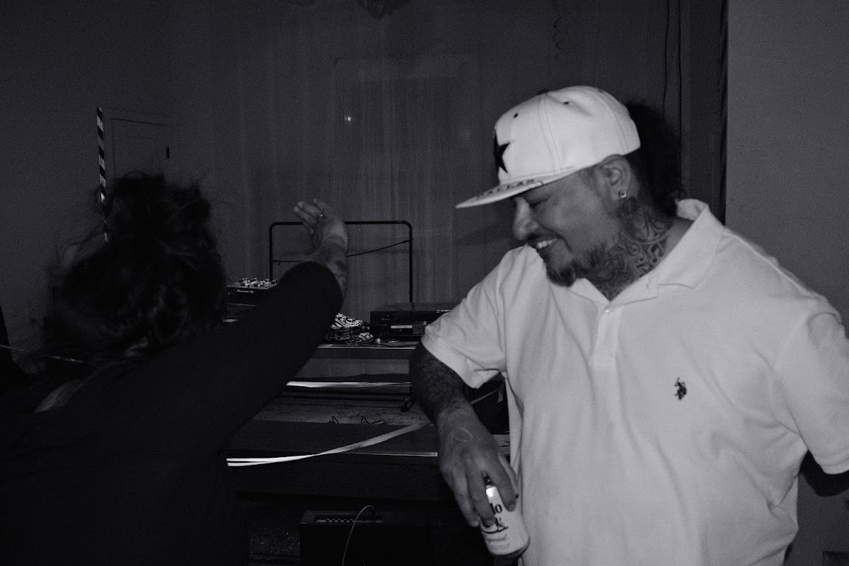 @tlau.photos_thelostandunfounds_2026-03-13_austin_last_night_noir_021