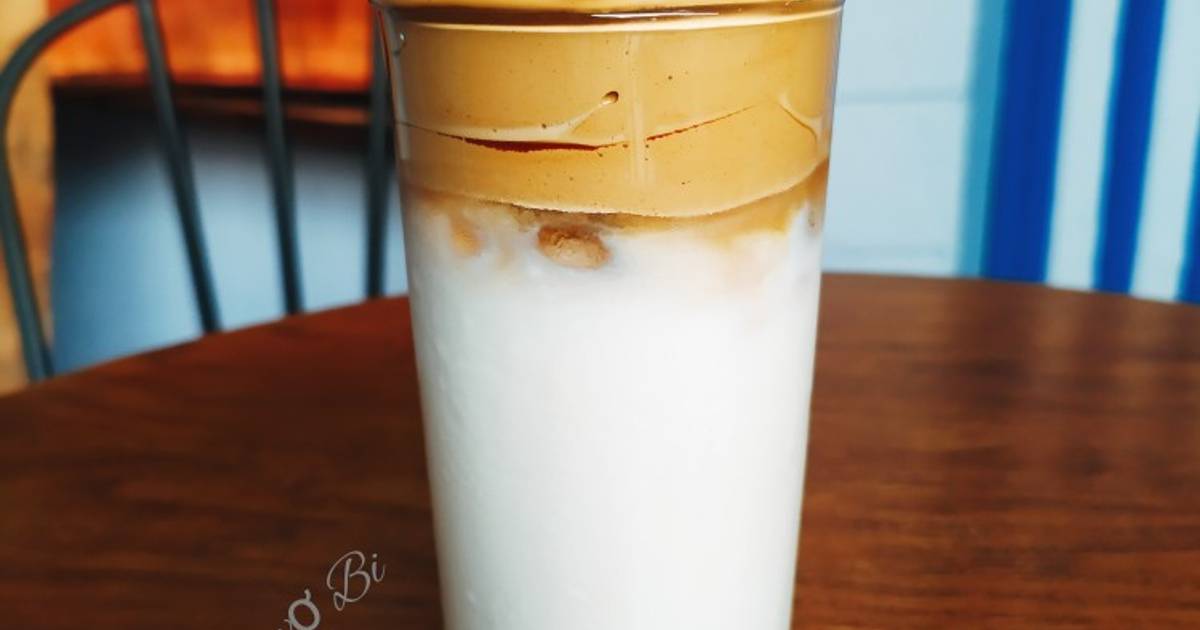 Dalgona Coffee