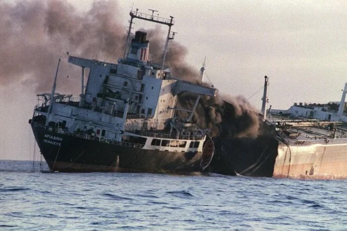 Iran tái kích hoạt chiến thuật thời thập niên 1980 tại eo biển Hormuz - Báo VietnamPlus
