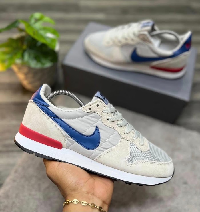 Nike Internationalist Gris Azul Rojo