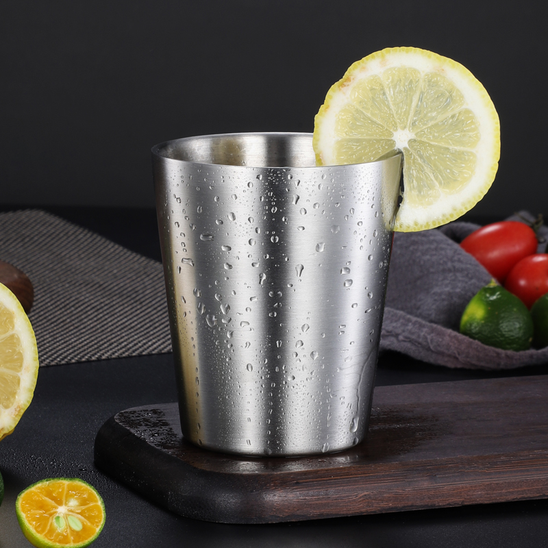 Double-walled stainless steel mug 300 ml