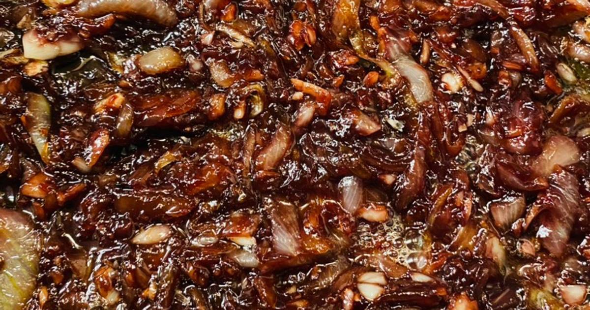 Vào bếp cùng con: Onion jam hay mứt hành tây mặn ngọt với dấm dâu tằm