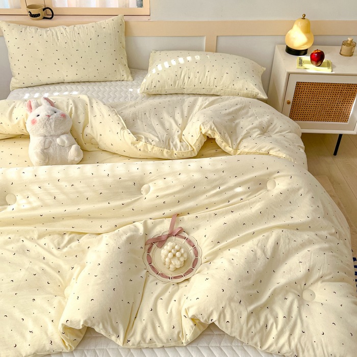 Cotton winter blanket filled with soy fiber