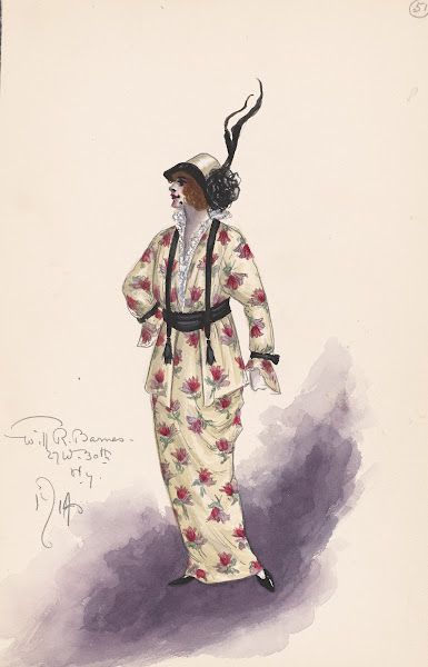 Womans costume 1914