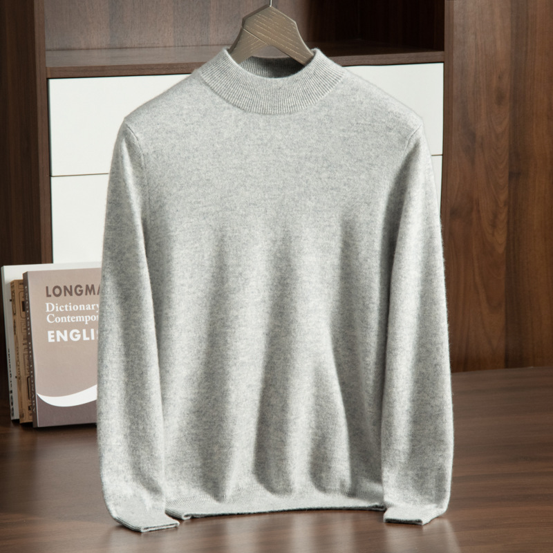 Men's wool sweater with stand-up collar, loose and warm