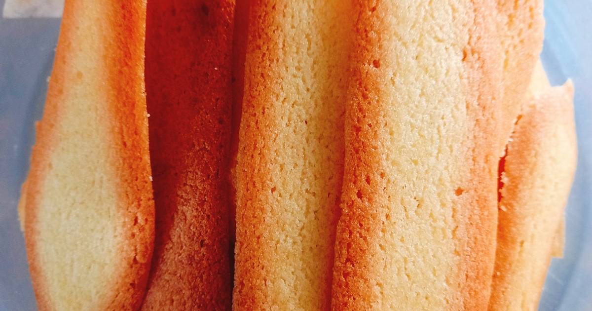 Bánh lưỡi mèo làm từ lòng trắng trứng