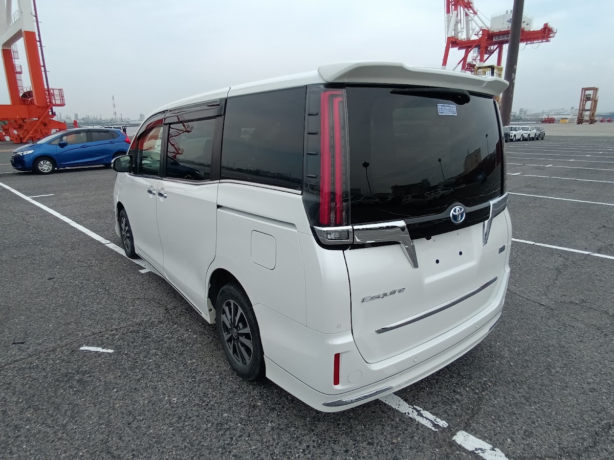 Toyota Esquire