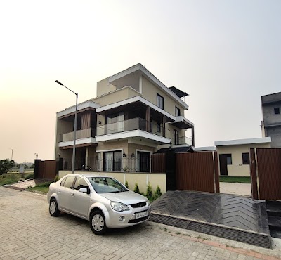 Hut Residential House, Amritsar