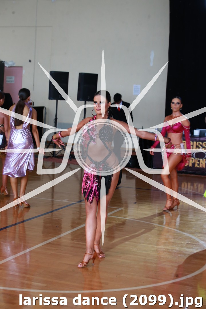 larissa dance (2099).jpg