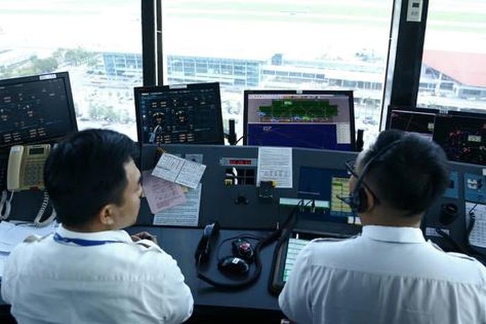 Vì sao sân bay Nội Bài, Tân Sơn Nhất, Đà Nẵng phải phát bản tin khí tượng 3 giờ/lần từ 1/6? - Báo Sức Khỏe &amp; Đời Sống