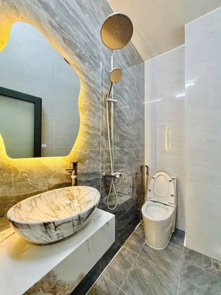 Bán nhà đường Trần Thị Trọng P.Tân Sơn, Tân Bình – ảnh hẻm trước nhà