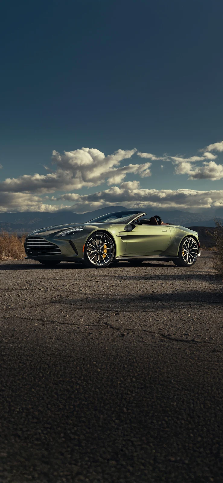 Aston Martin Vantage Roadster - Automotive Photography 2K iPhone Wallpaper (1772x3839)