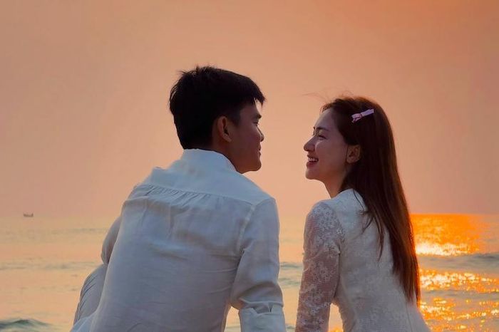 Khoảnh khắc đón bình minh 'lịm tim' của Hòa Minzy và bạn trai quân nhân - Báo VTC News