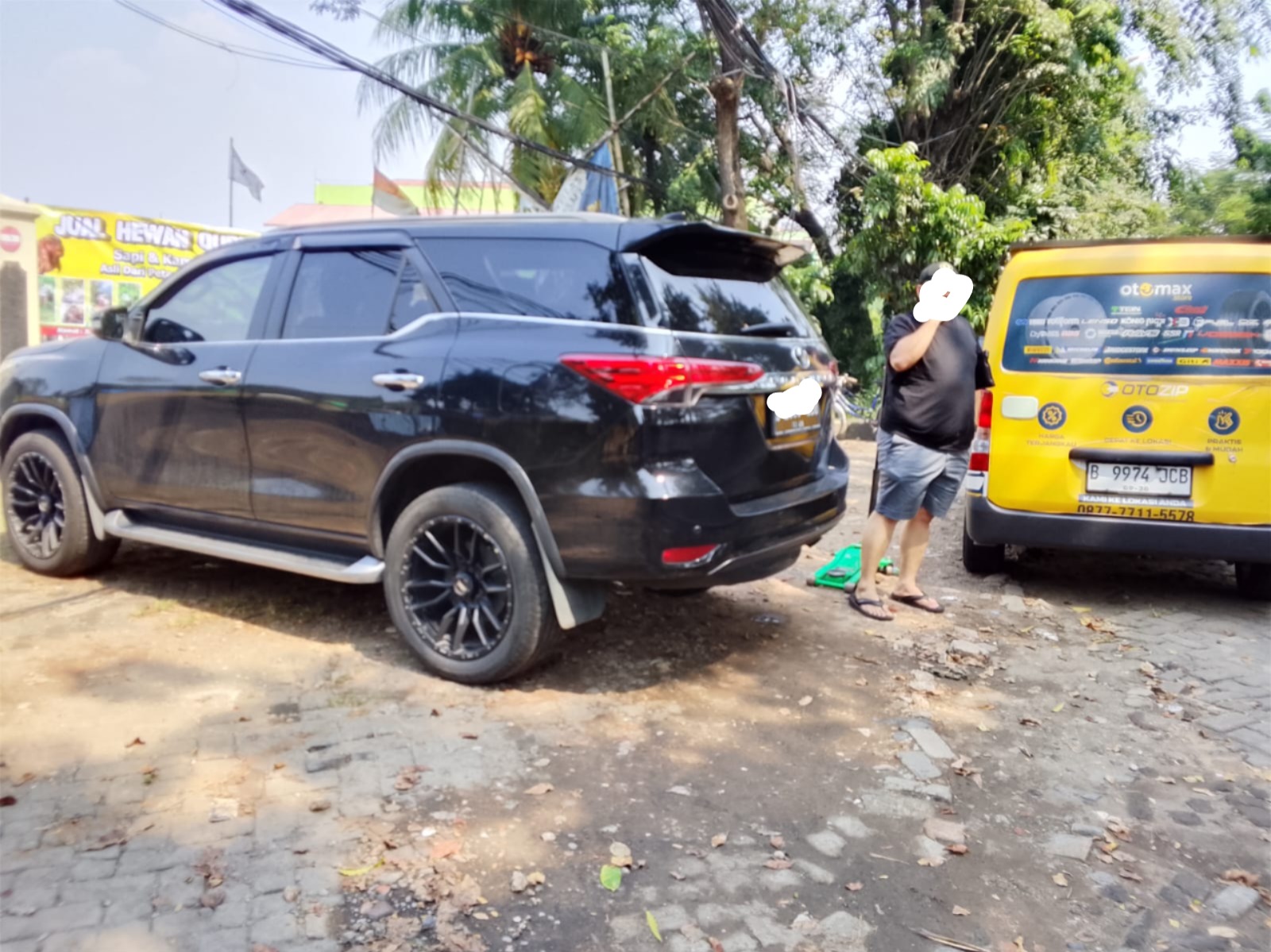 Dokumentasi Penanganan Darurat Lapangan Otomax x Otozip - Jasa Tambal Ban Mobil 24 Jam Dekat Lapangan Padel Kedoya & Jalan Panjang