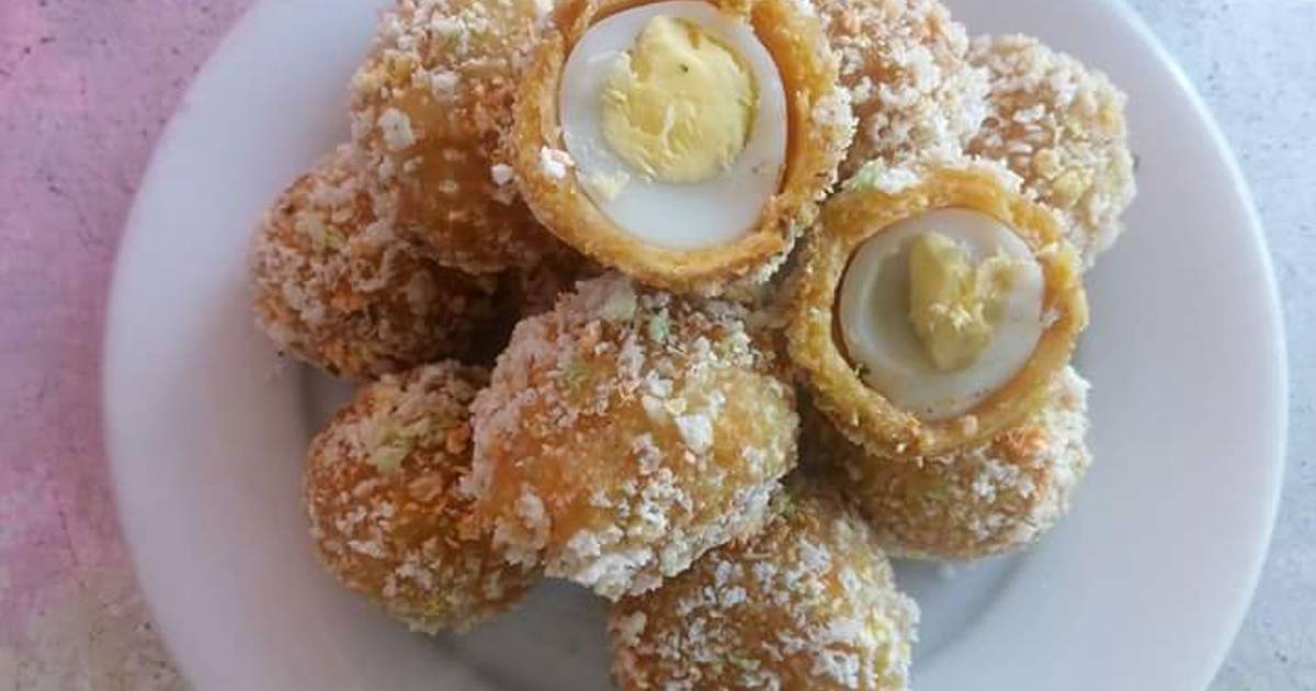Bí đỏ bọc trứng cút chiên xù