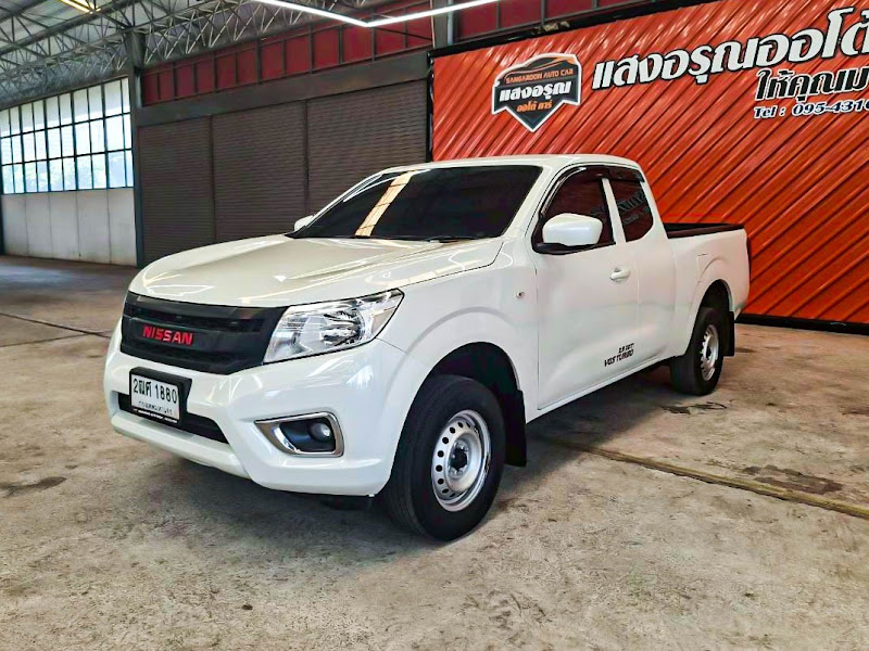 NISSAN NAVARA