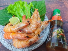 Mùi rượu gạo thoang thoảng, vị tôm ngọt tự nhiên kết hợp cùng xốt nêm đậm đà sẽ rất ngon đó. Chúc các bạn thành công.