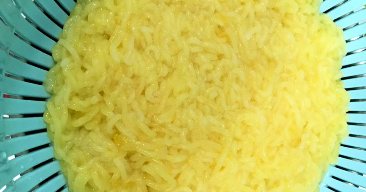 Bánh canh bột gạo cà rốt
