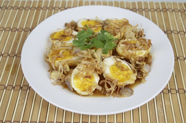 Trứng Luộc Chiên Sốt Mắm Me