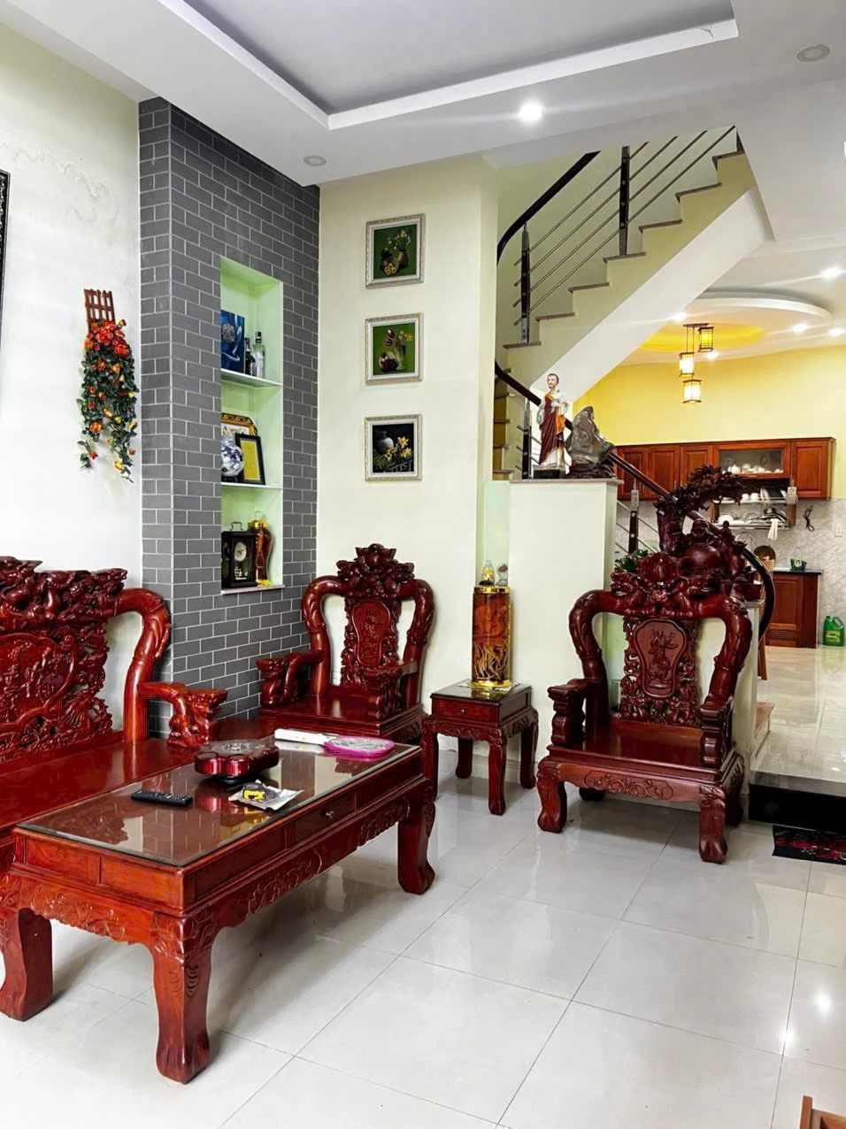 Bán nhà 4x12m, 2 lầu, hxh Chợ Bình Thành, Bình Tân