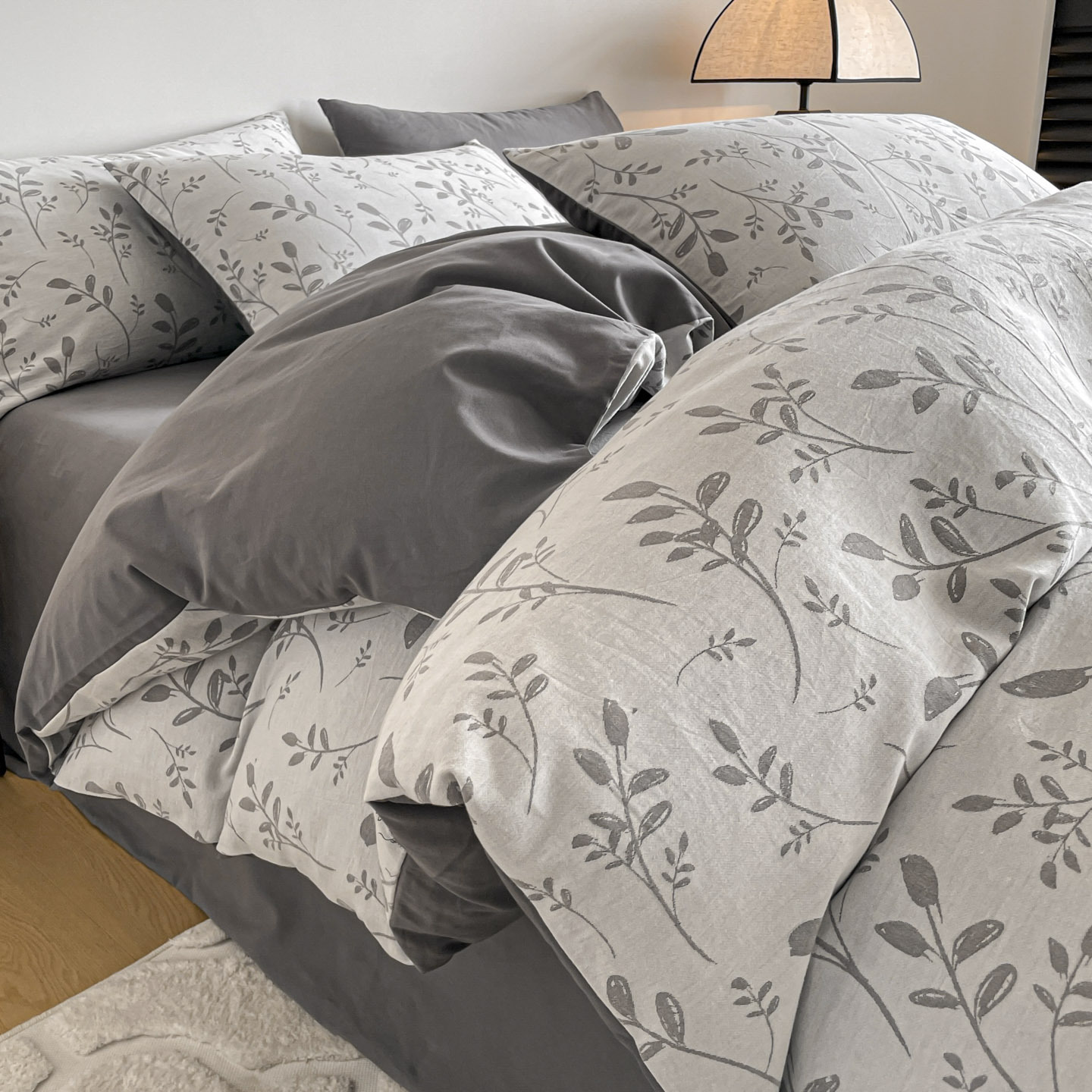 Warming bedding with 3-layer fabric, 4-piece