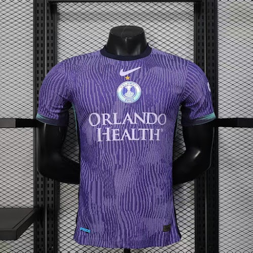 25-26 Paris Saint-Germain Edición Especial Morada.jpg