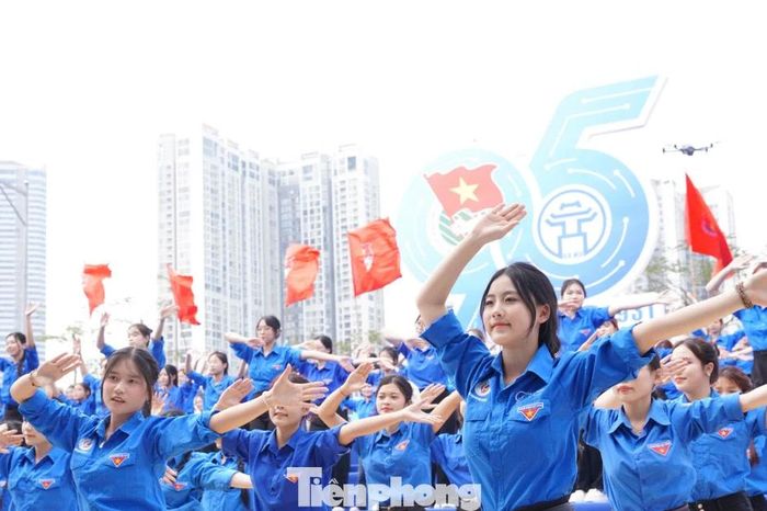 Hơn 5,6 triệu lượt đoàn viên xung kích trong Tháng Thanh niên 2026 - Báo Tiền Phong