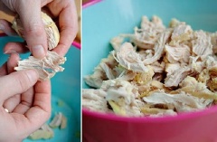 Thịt gà nguội xé sợi nhỏ, đổ toàn bộ thịt gà vào nồi súp, đun nhỏ lửa khoảng 15 phút là có thể bắc ra.