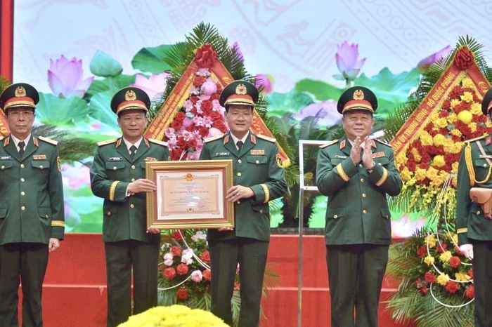 Công tác tư tưởng trong quân đội phải luôn 'đi trước, mở đường' - Đài Phát thanh và truyền hình Hà Nội