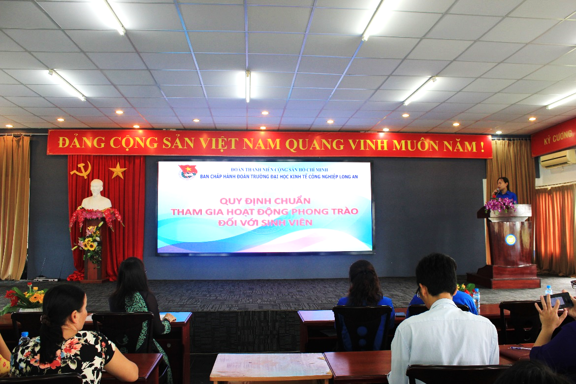 Chuyên đề “Triển khai các Quy chuẩn tham gia hoạt động phong trào” Đ/c Đạt Thịnh - Ủy viên Ban Thường Vụ