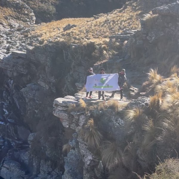 Excursión a Pueblo Escondido y Salto del Tigre
